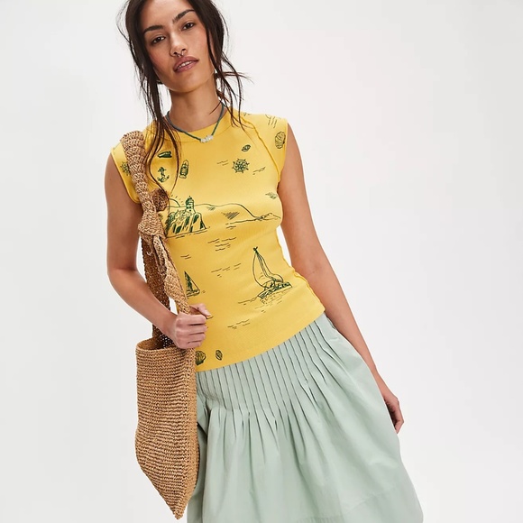 Yellow Graphic Short Sleeve Tee - Picture 1 of 8